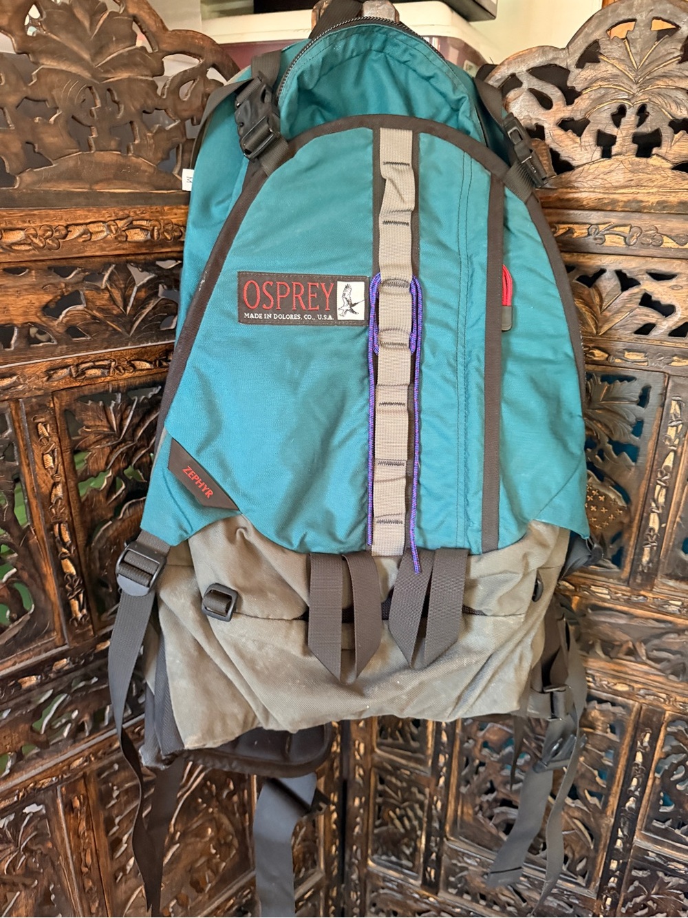 OSPREY Teal and Brown Hiking Backpack Zephyr with Gray Webbing